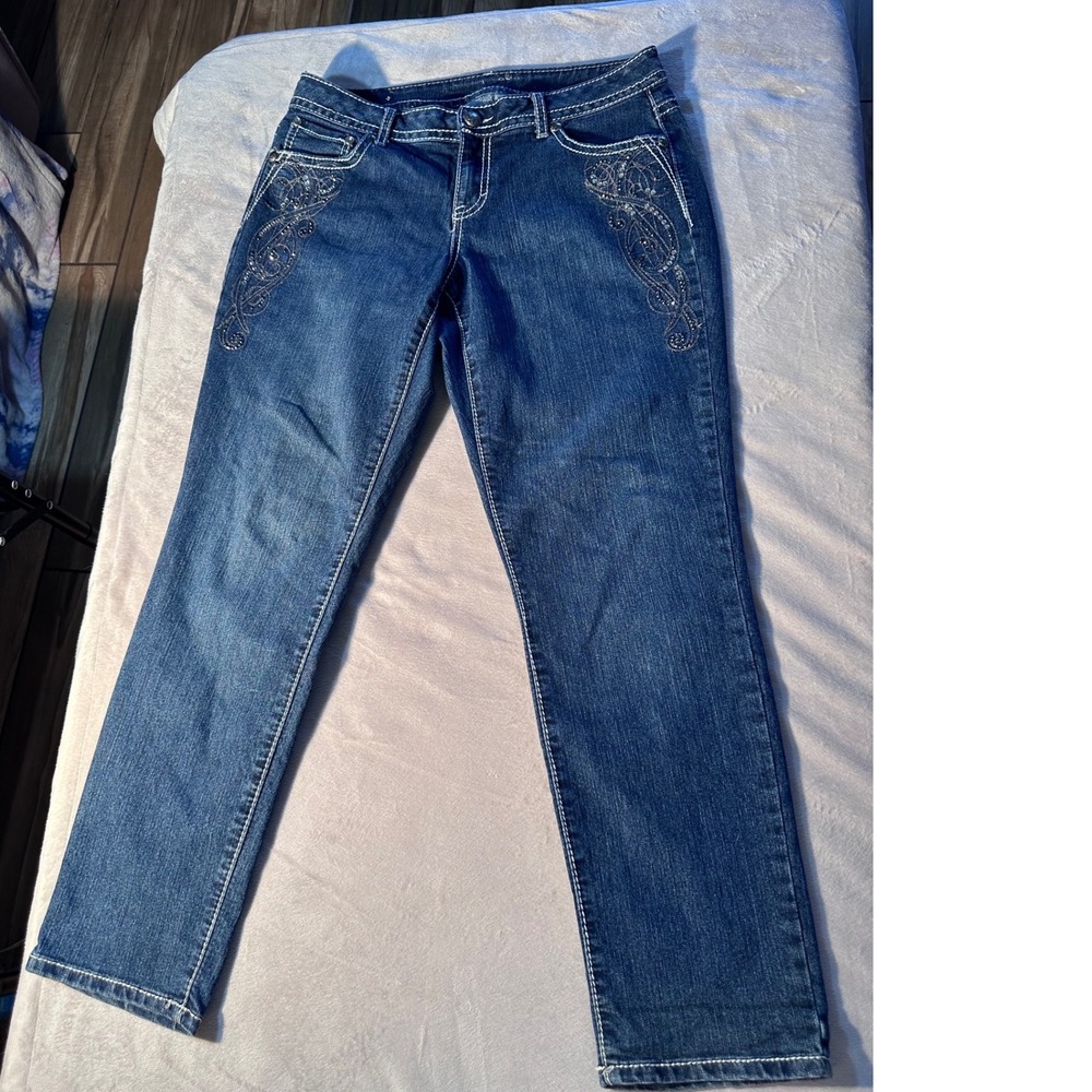 Style & Co Premium Jeans Womens 10 Med Wash Rhinestone Embroidered Straight Leg